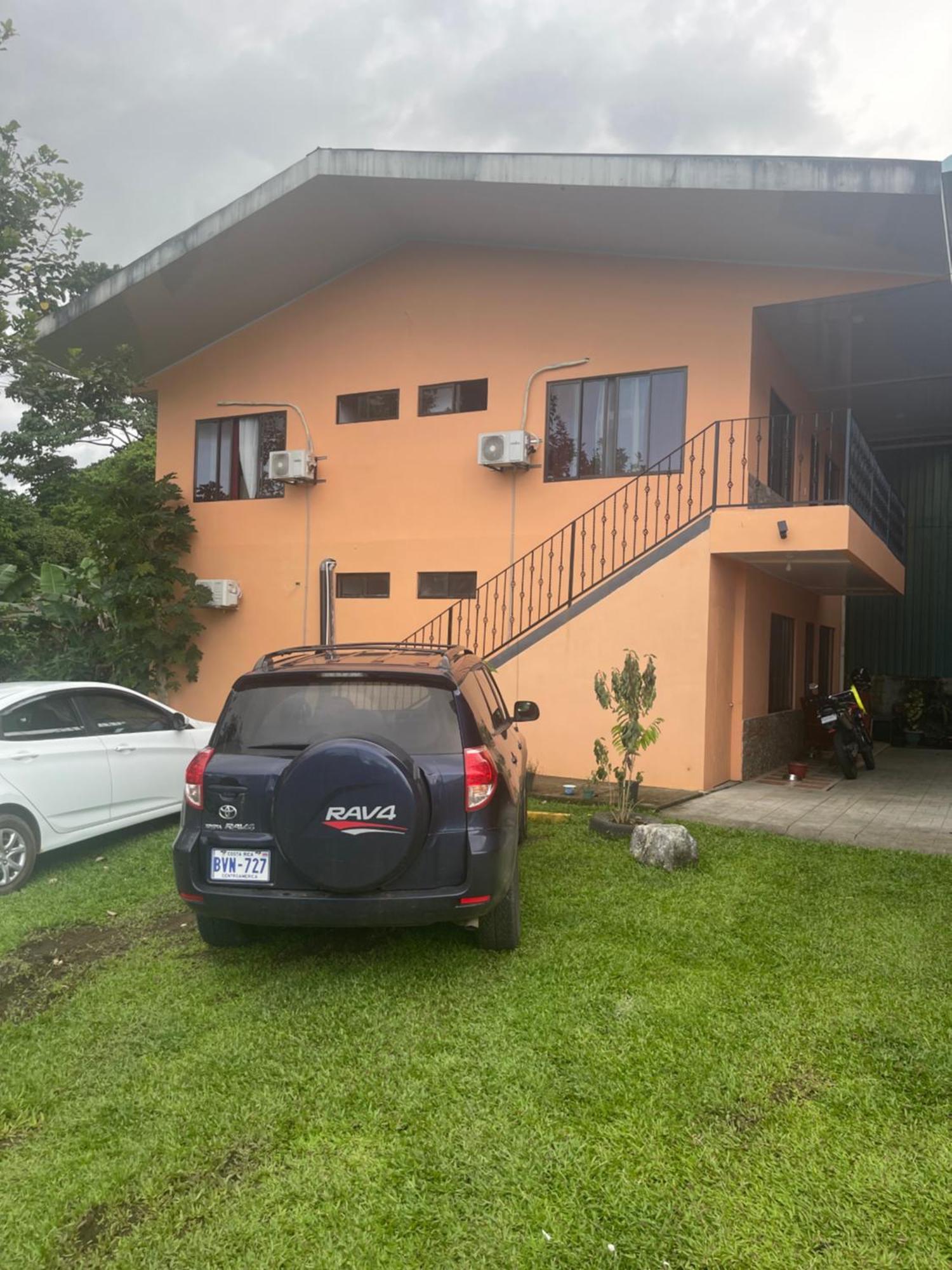 Sky Hostel La Fortuna Exterior photo
